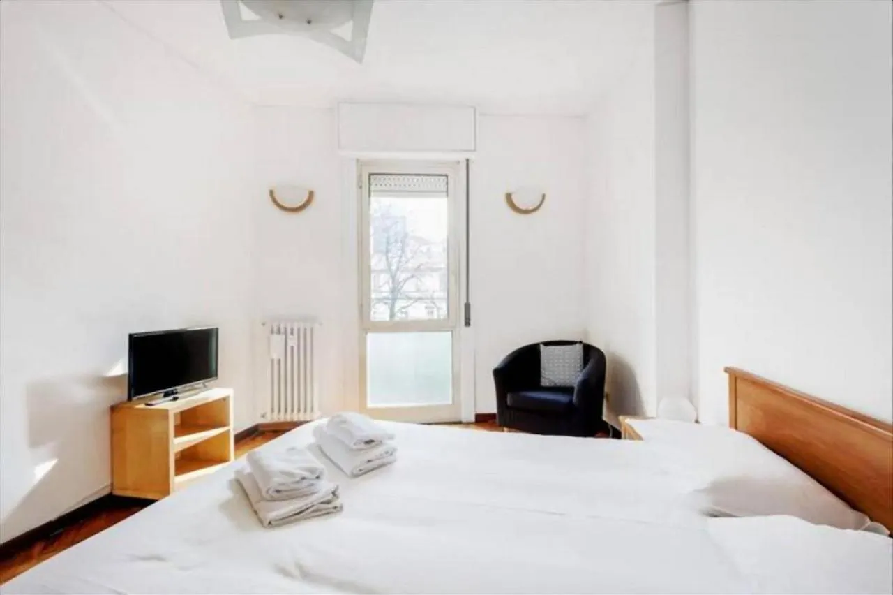 Porta Romana Comfortable Flat Con Balcone Milan